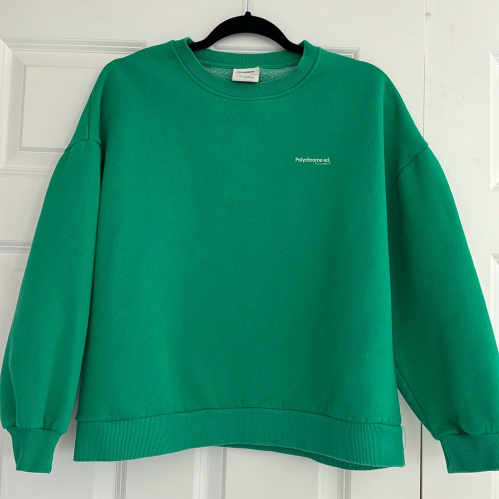 Pull&Bear Round Neck Sweatshirt with Slogan Size M